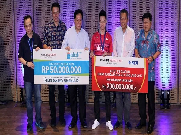 Berita Badminton: Juara All England, Kevin Diganjar Bonus Besar