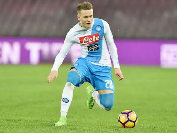 Berita Liga Italia: Tolak Premier League, Zielinski Tegaskan Ingin Bertahan di Napoli