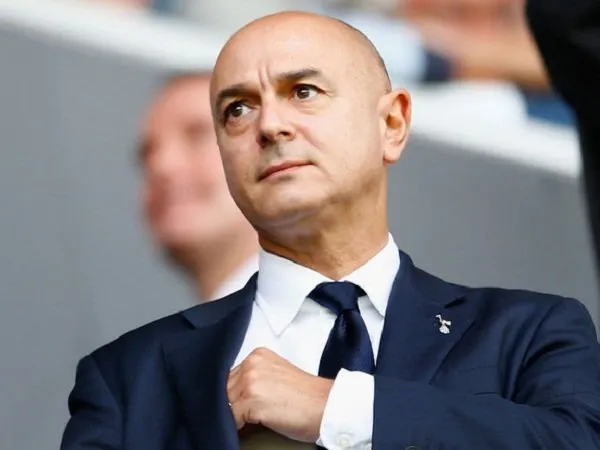 Berita Liga Inggris: Tottenham Belum Yakin Tinggalkan White Hart Lane Musim Depan