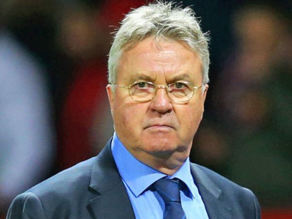 Berita Sepak Bola: Hiddink Pernah Tolak Tawaran Gantikan Ranieri di Leicester