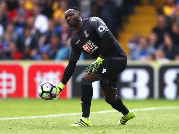 Berita Transfer: Liverpool Minati Kiper Crystal Palace, Steve Mandanda