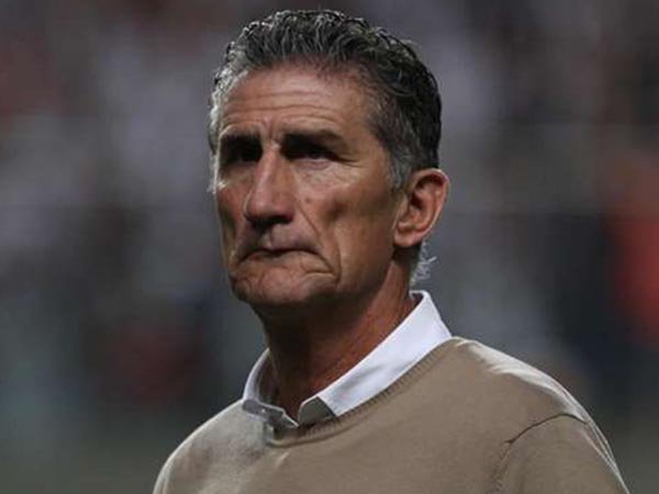 Berita Sepak Bola Dunia: Argentina Resmi Pecat Pelatih Edgardo Bauza