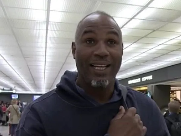 Berita Tinju: Ini Prediksi Legenda Tinju Inggris soal Mayweather vs McGregor