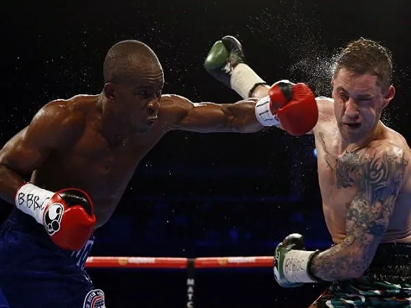 Berita Tinju: Taklukkan Burns, Indongo Tambah Koleksi Sabuk Juara Dunia