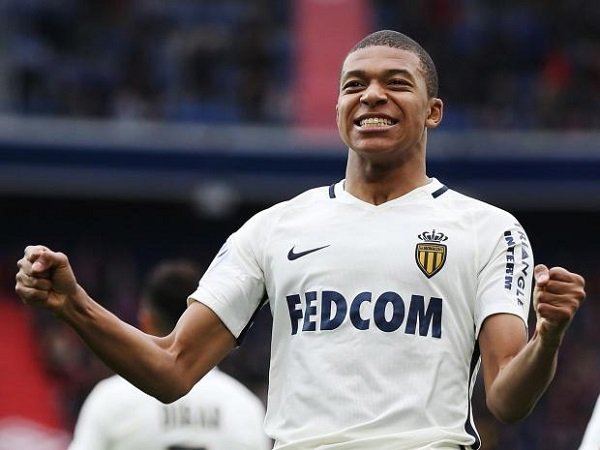 Berita Liga Prancis: Mantan Pemain Monaco Ini Yakin Mbappe Akan Bertahan