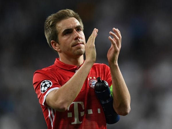 Berita Liga Jerman: Philipp Lahm Bertekad Angkat Trofi DFB-Pokal Sebelum Pensiun