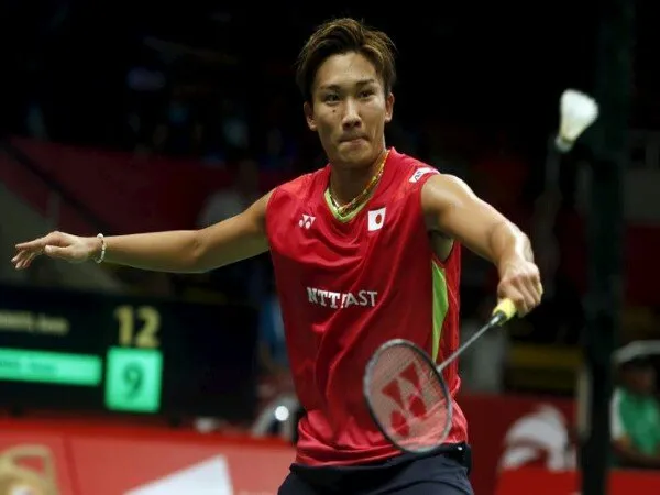 Berita Badminton: Kento Momota Tampil Apik Usai Bebas dari Hukuman