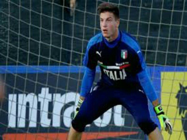 Berita Transfer: Presiden Udinese Sebut Alex Meret Akan Pindah Klub Musim Depan