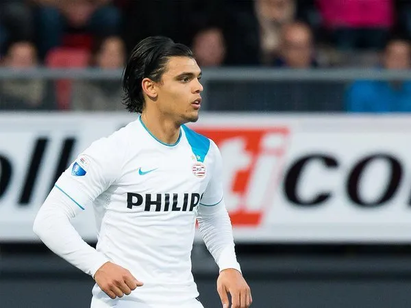 Berita Transfer: Selangkah Lagi Eks Bek Manchester City Gabung Hertha Berlin