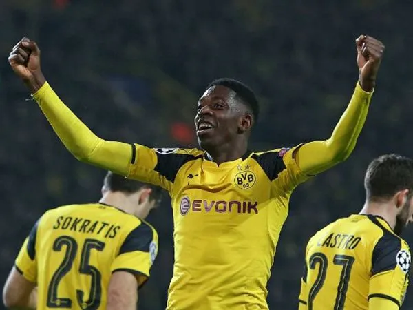 Berita Transfer: Bek Barcelona Sarankan Timnya Rekrut Winger Borussia Dortmund