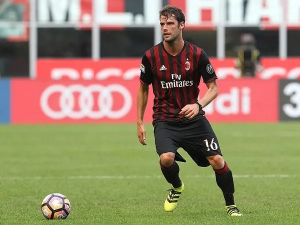 Berita Transfer: Lampu Hijau Transfer Andrea Poli, Milan Kantongi 2-3 Juta Euro dari Bologna