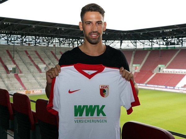 Berita Transfer: Augsburg Resmi Rekrut Khedira Secara Gratis