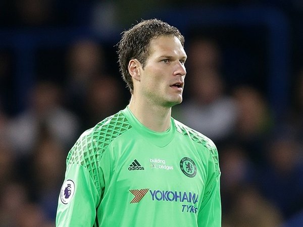 Berita Liga Inggris: Asmir Begovic Mengaku Antusias dengan Proyek Bournemouth
