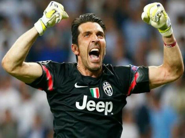 Berita Liga Italia: Gianluigi Buffon Sebut Musim Depan Sebagai Musim Terakhirnya