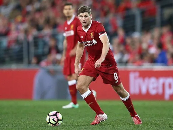 Berita Liga Inggris: 2 Posisi yang Harus Diperbaiki Liverpool, Menurut Steven Gerrard