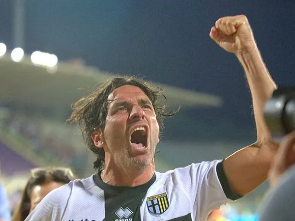 Berita Liga Italia: Isi Pidato Penyulut Semangat Kapten Parma yang Berbuah Promosi ke Serie B