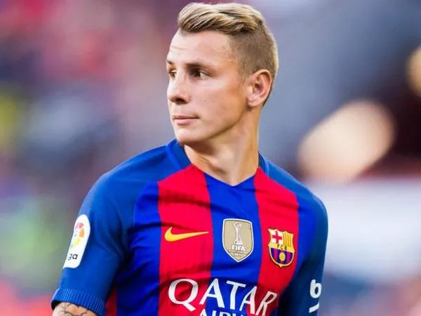 Berita Liga Spanyol: Digne Yakini Barca Jauh Lebih Baik Ketimbang Madrid di Musim 2016/2017