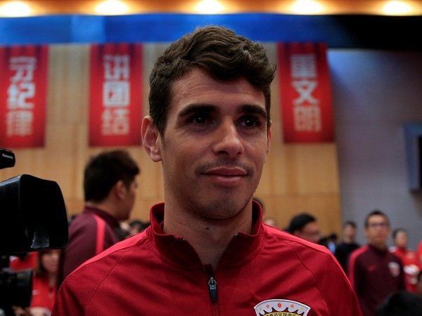 Berita Liga Super Cina: Picu Keributan, Oscar Dihukum 8 Pertandingan