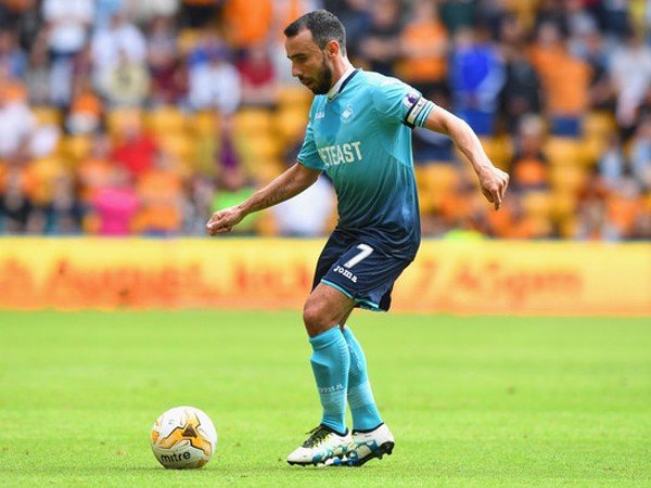 Berita Liga Inggris: Leon Britton Resmi Tanda Tangani Kontrak Baru Bersama Swansea