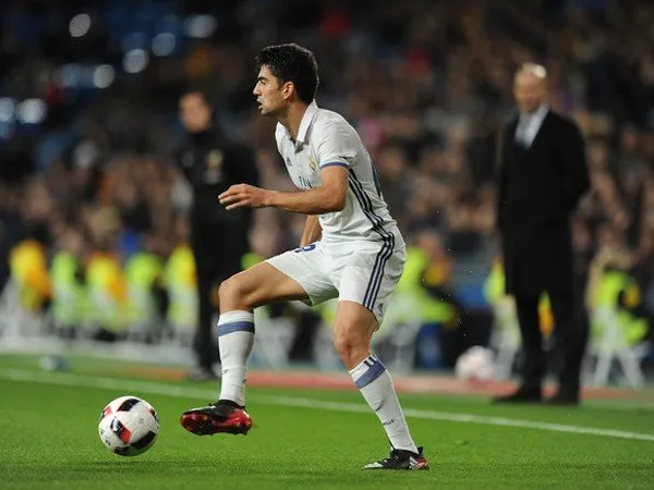 Berita Transfer: Pergi dari Real Madrid, Enzo Zidane Gabung ke Deportivo Alaves