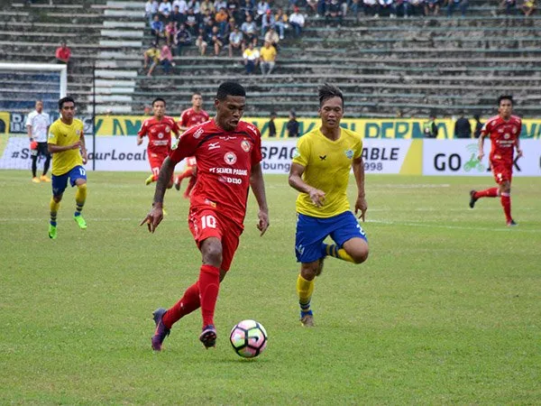 Berita Liga 1 Indonesia: Ambisi Besar Persegres di Markas Semen Padang