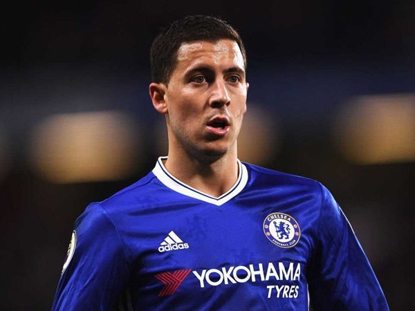 Berita Liga Inggris: Antonio Conte Tertawakan Rumor Eden Hazard ke Barcelona