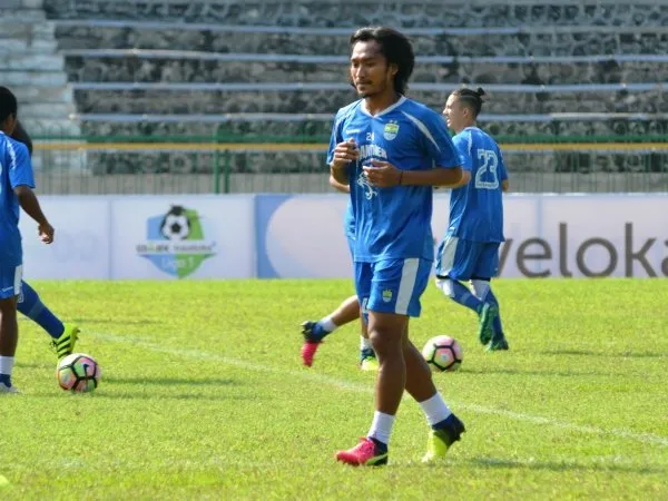 Berita Liga 1 Indonesia: Persib Tutup Rapat Pintu Keluar untuk Hariono