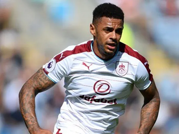 Berita Transfer: Pecahkan Rekor Transfer Klub, Watford Resmi Gaet Andre Gray