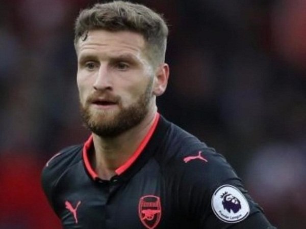 Berita Transfer: Kembali Kejar Garay, Juventus Disaingi Inter Soal Mustafi