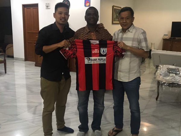 Berita Liga 1 Indonesia: Persipura Siap Pukul Persib Untuk Amankan Posisi Papan Atas