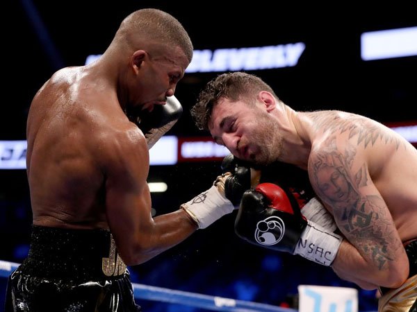 Berita Tinju: Jack Rebut Gelar Dari Cleverly, Davis Menang Kontroversial Atas Fonseca