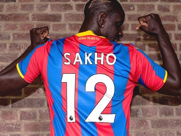 Berita Liga Inggris: Mamadou Sakho Kenakan Nomor Punggung 12 di Crystal Palace