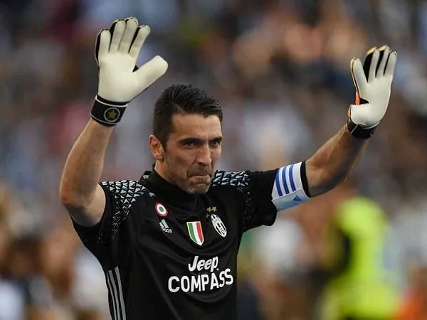 Ragam Liga Italia: Gianluigi Buffon Jelaskan Alasannya Jadi Seorang Penjaga Gawang