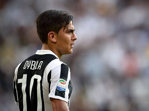Takjub Usai Dikalahkan Juventus, Kiper Chievo Klaim Dybala akan Rengkuh Ballon d'Or