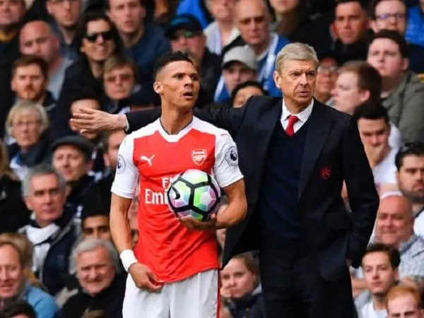 Arsene Wenger Akui Arsenal Tak Tawarkan Kontrak Baru untuk Kieran Gibbs