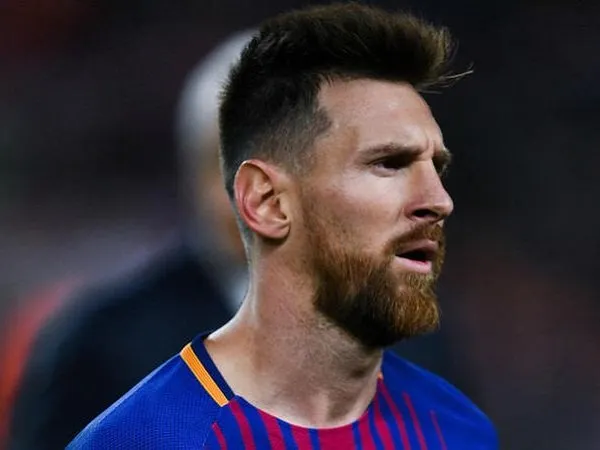 Lionel Messi Dekati Pemain Girona yang Dipinjamkan dari Manchester City