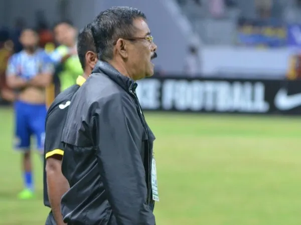 Umuh Murka Dengan Kinerja Wasit Yang Pimpin Duel Persib Kontra Persiba