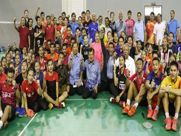 Wakil Presiden Jusuf Kalla Tinjau Langsung Pelatnas PBSI Cipayung