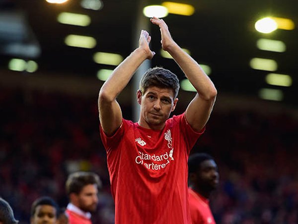 Steven Gerrard Merupakan Sosok Pemain Kelas Dunia Bagi Gerard Houllier