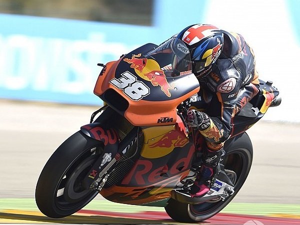 Meski Musimnya Buruk, Bradley Smith Masih Dipercaya KTM di MotoGP 2018