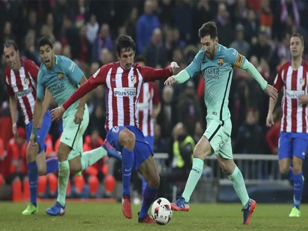 Lima Pertandingan Legendaris Atletico Madrid vs Barcelona