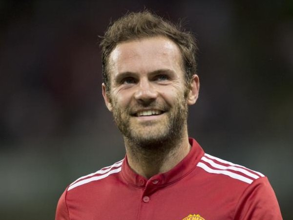 Mata Undang Anak-anak dari Wilayah Kumuh di Mumbay ke Old Trafford