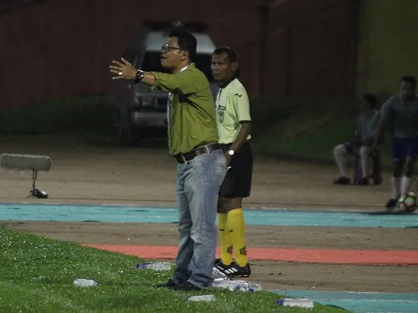 Semen Padang Cari Pelatih Kepala Baru