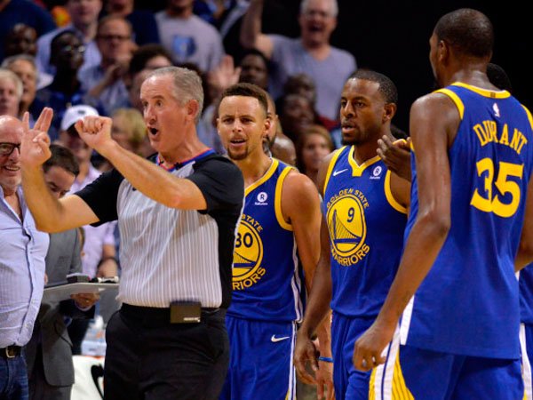 Juara Bertahan Warriors Kalah Lagi, Cavaliers Telan Kekalahan Pertama