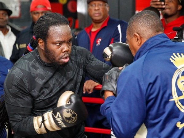 Stiverne Optimistis Bisa Taklukkan Wilder