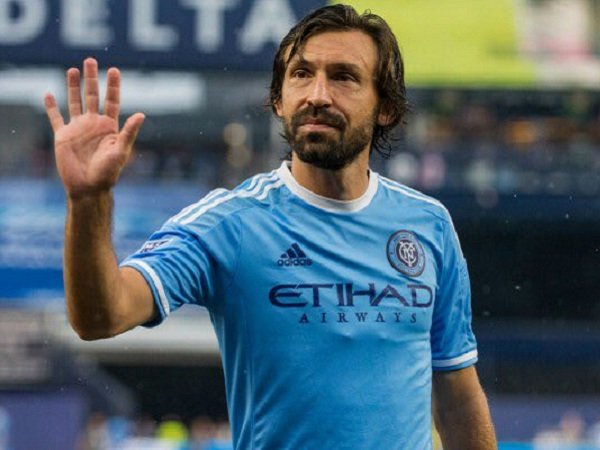 Andrea Pirlo Resmi Pensiun dari Sepak Bola