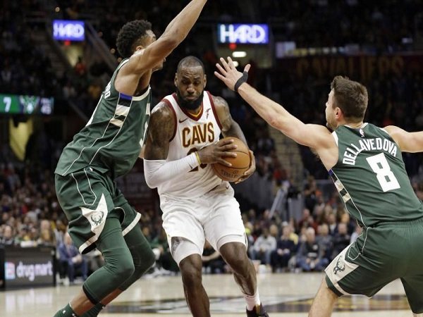 Kevin Love Impresif, Cavs Mampu Atasi Bucks