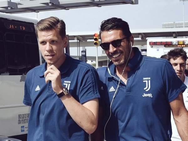 Wojciech Szczesny Diyakini Sudah Siap Jadi Pengganti Gianluigi Buffon di Juventus