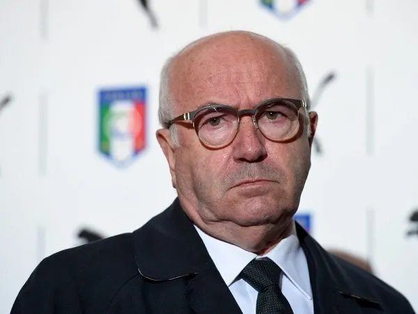 Tavecchio Mundur dari Jabatan Presiden FIGC
