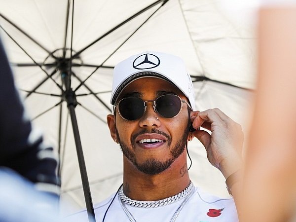 Emerson Fittipaldi Yakin Lewis Hamilton Pasti Akan Jadi Bintang di Era 70-an